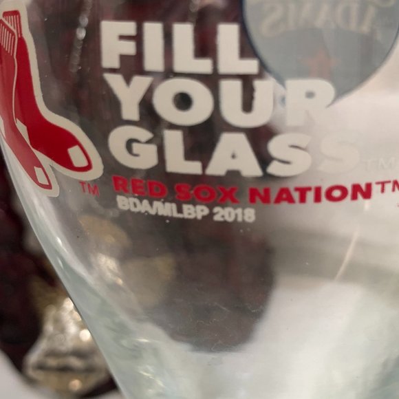 2018 REDSOX WORLD SERIES / SAM ADAMS  PROMO GLASSES - Picture 2 of 7